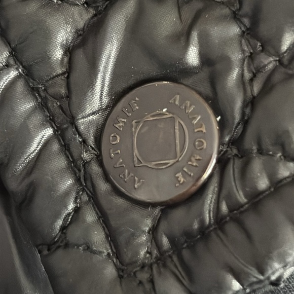 Anatomie Quilted Puffer Zip Front Coat/Long Jacket in Black - Size Small - Picture 7 of 8